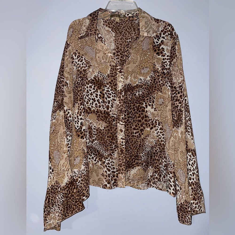 🐆Notations Leopard Print Button-Up Blouse